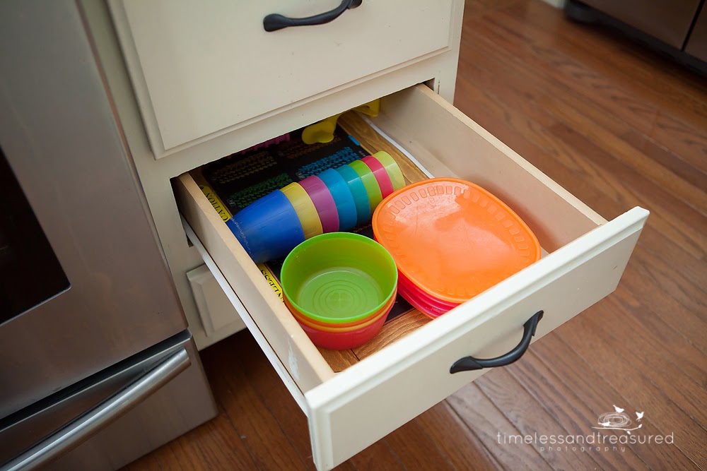 She Changed What Went in Every Kitchen Drawer and Cabinet Instead of Trying to Fit More Inside · 图 6
