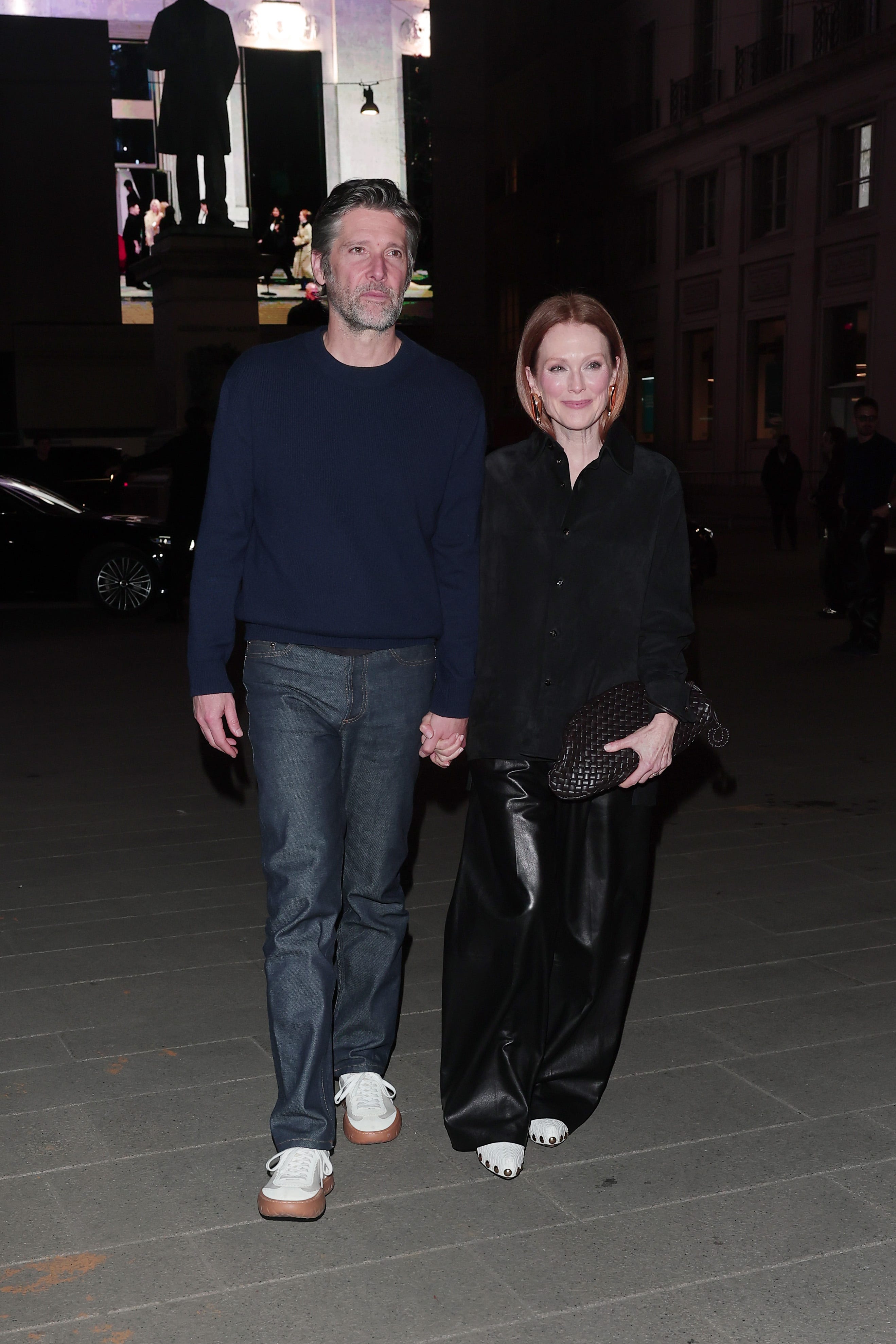All About Julianne Moore’s Husband, Bart Freundlich · 图 1
