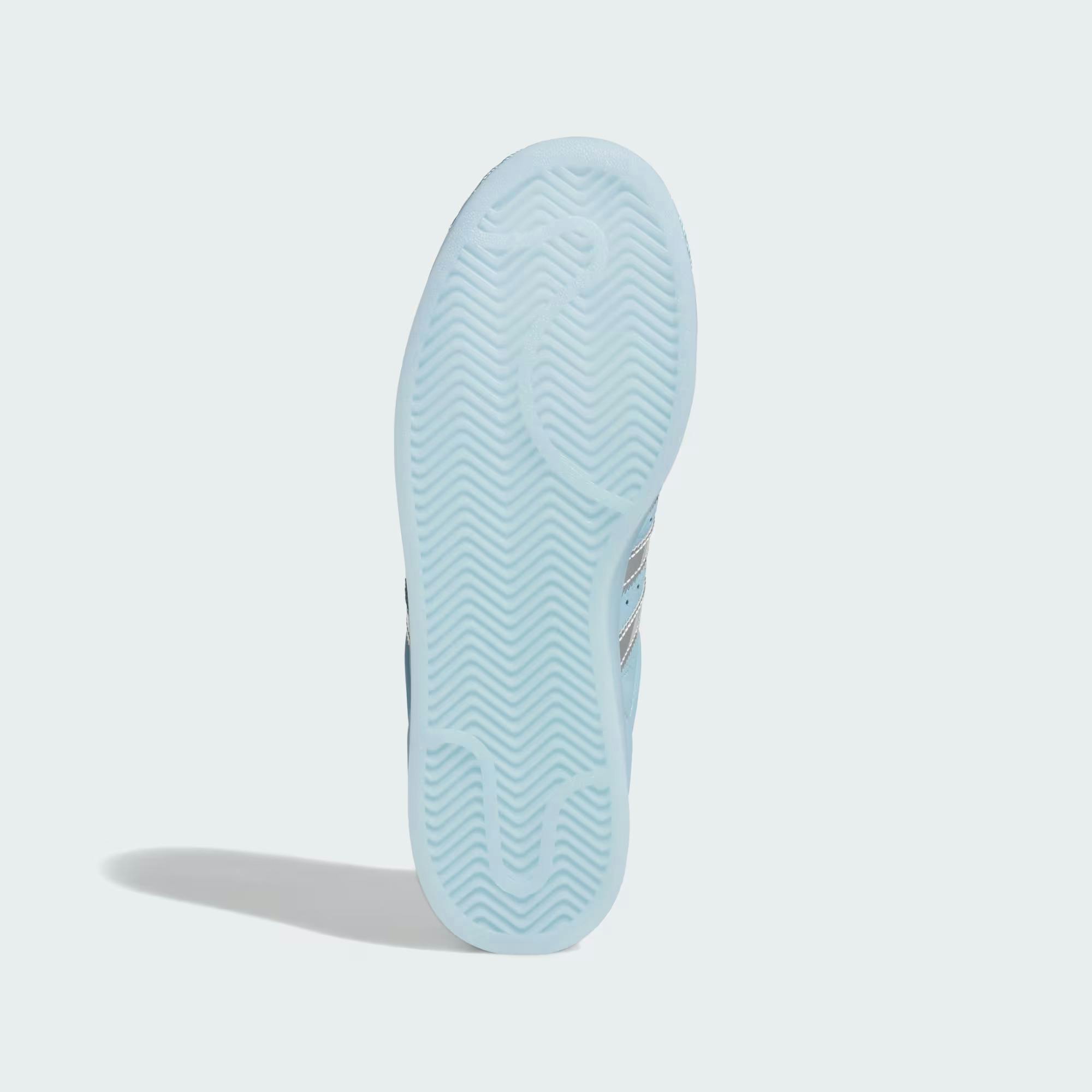 Ant-Man Iced Out adidas' Iconic Court Classic · 图 6