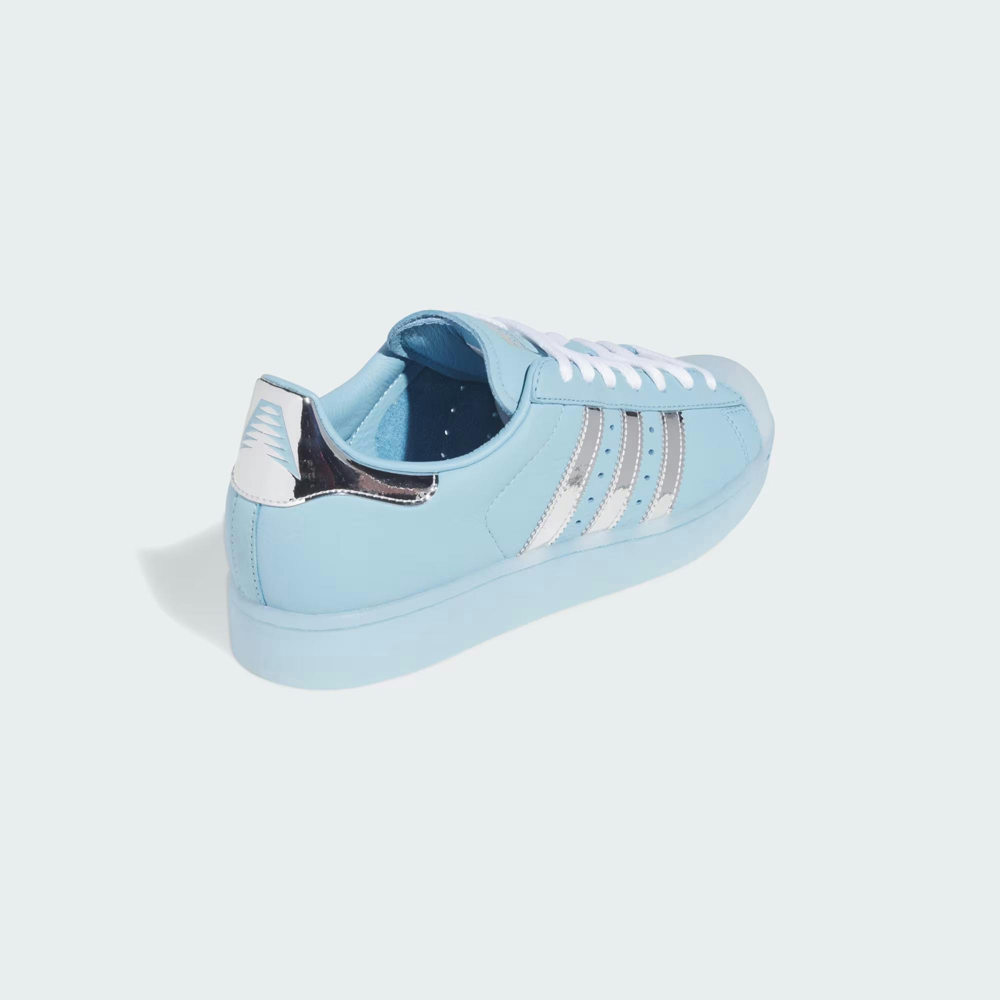Ant-Man Iced Out adidas' Iconic Court Classic · 图 4