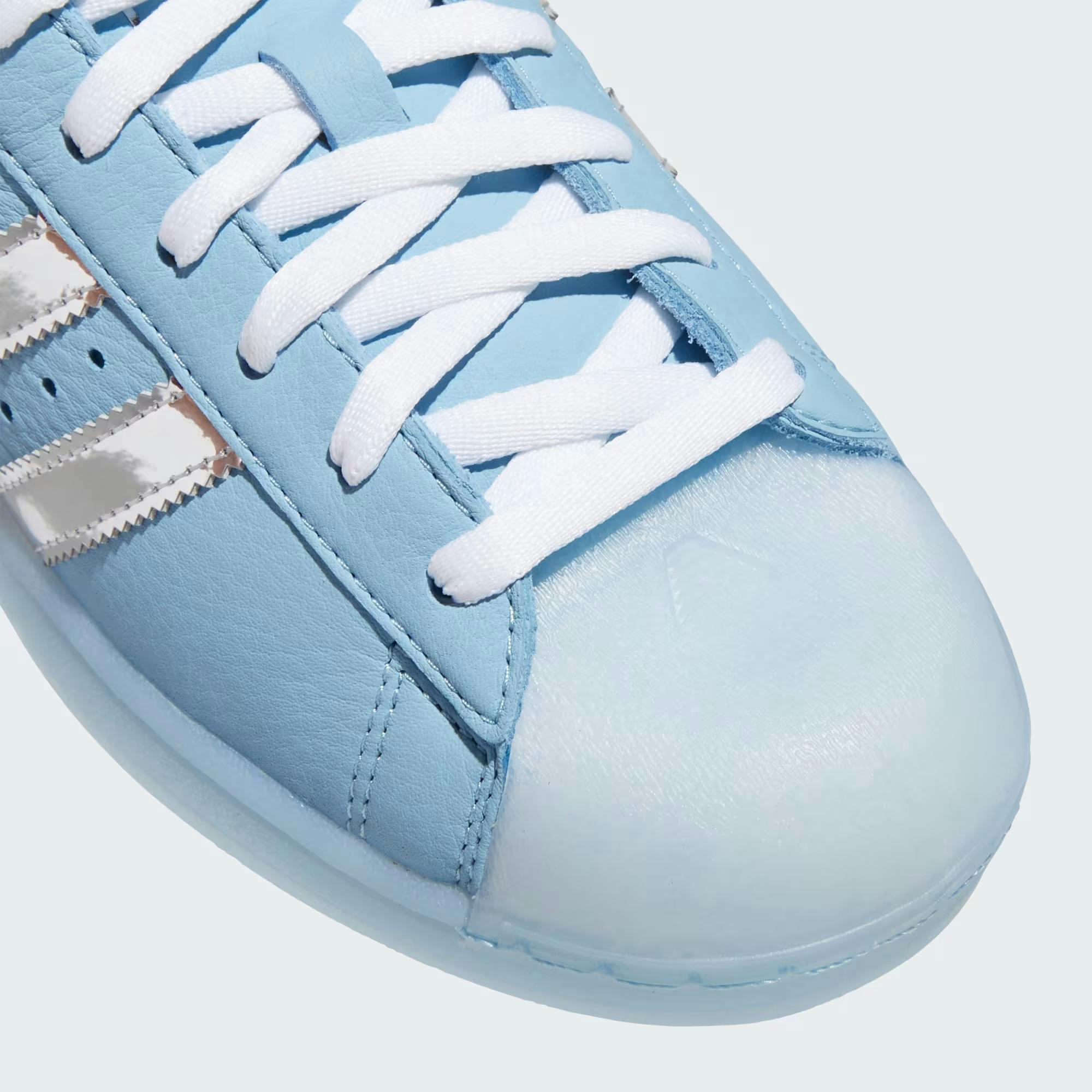 Ant-Man Iced Out adidas' Iconic Court Classic · 图 7
